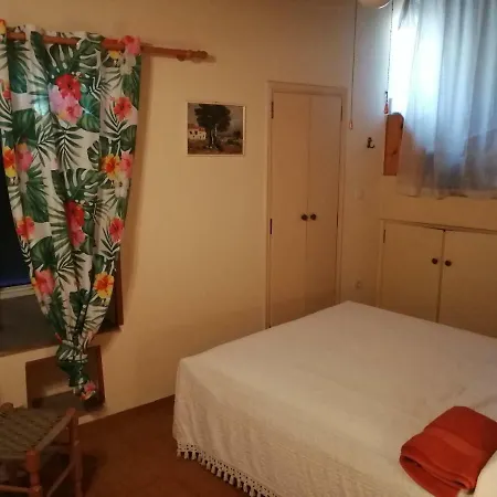 Lefkes Cute Little House 度假居 *